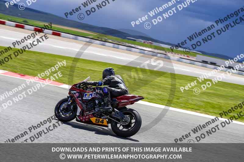 cadwell no limits trackday;cadwell park;cadwell park photographs;cadwell trackday photographs;enduro digital images;event digital images;eventdigitalimages;navarra;no limits trackdays;peter wileman photography;racing digital images;trackday digital images;trackday photos